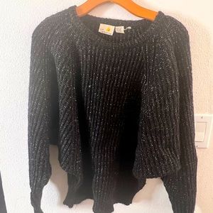 Vintage Liz Claiborne 1980s sweater with shimmer No snags or flaws. Well kept!